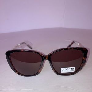 Joe’s Jeans Sunglasses